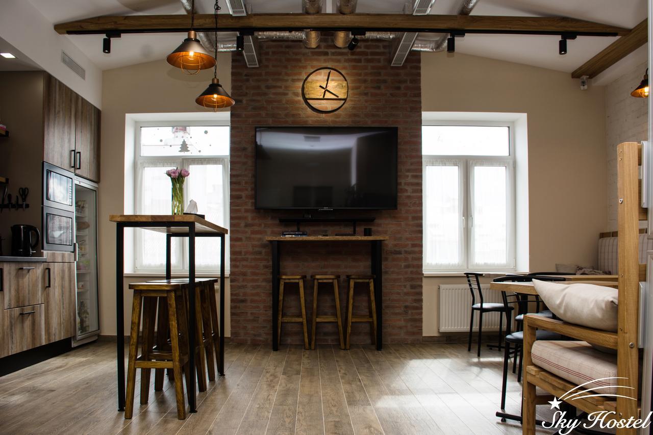 Sky Hostel Kijów Zewnętrze zdjęcie