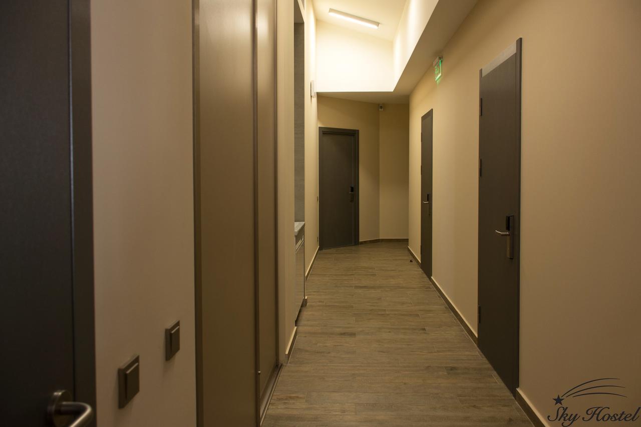 Sky Hostel Kijów Zewnętrze zdjęcie
