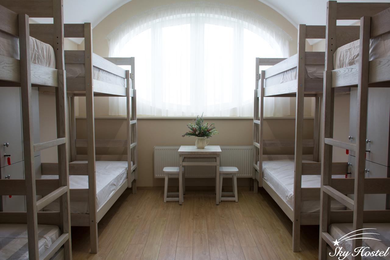 Sky Hostel Kijów Zewnętrze zdjęcie