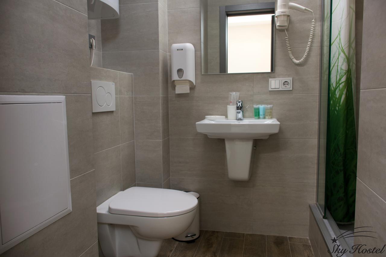 Sky Hostel Kijów Zewnętrze zdjęcie