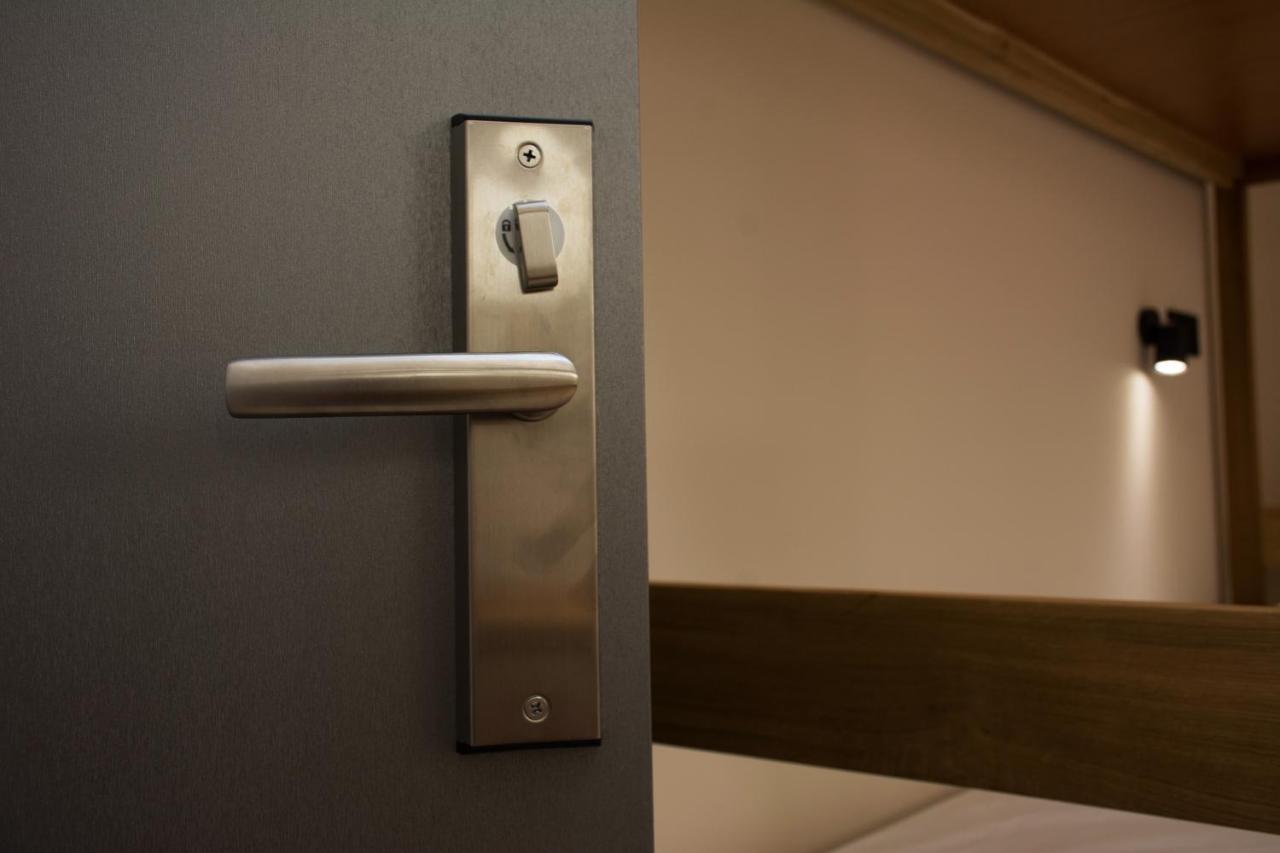 Sky Hostel Kijów Zewnętrze zdjęcie